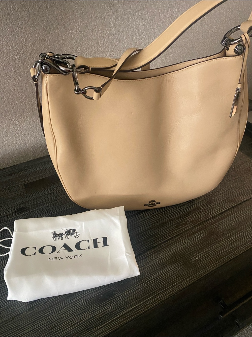 COACH Beachwood Beige Leather Snap NOMAD Hobo Shoulder Bag Purse #36026 - Picture 16 of 16